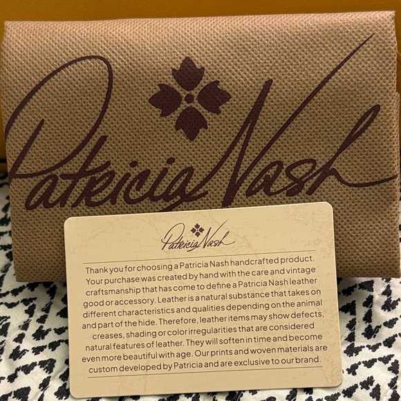 Patricia Nash Mango “Evangeline”Floral Embossed Crossbody/chain handle Bag NIB - Picture 15 of 16